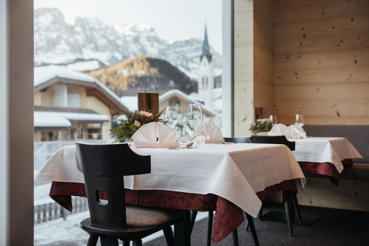 Berghotel Sanvi San Martino in Badia Extérieur photo