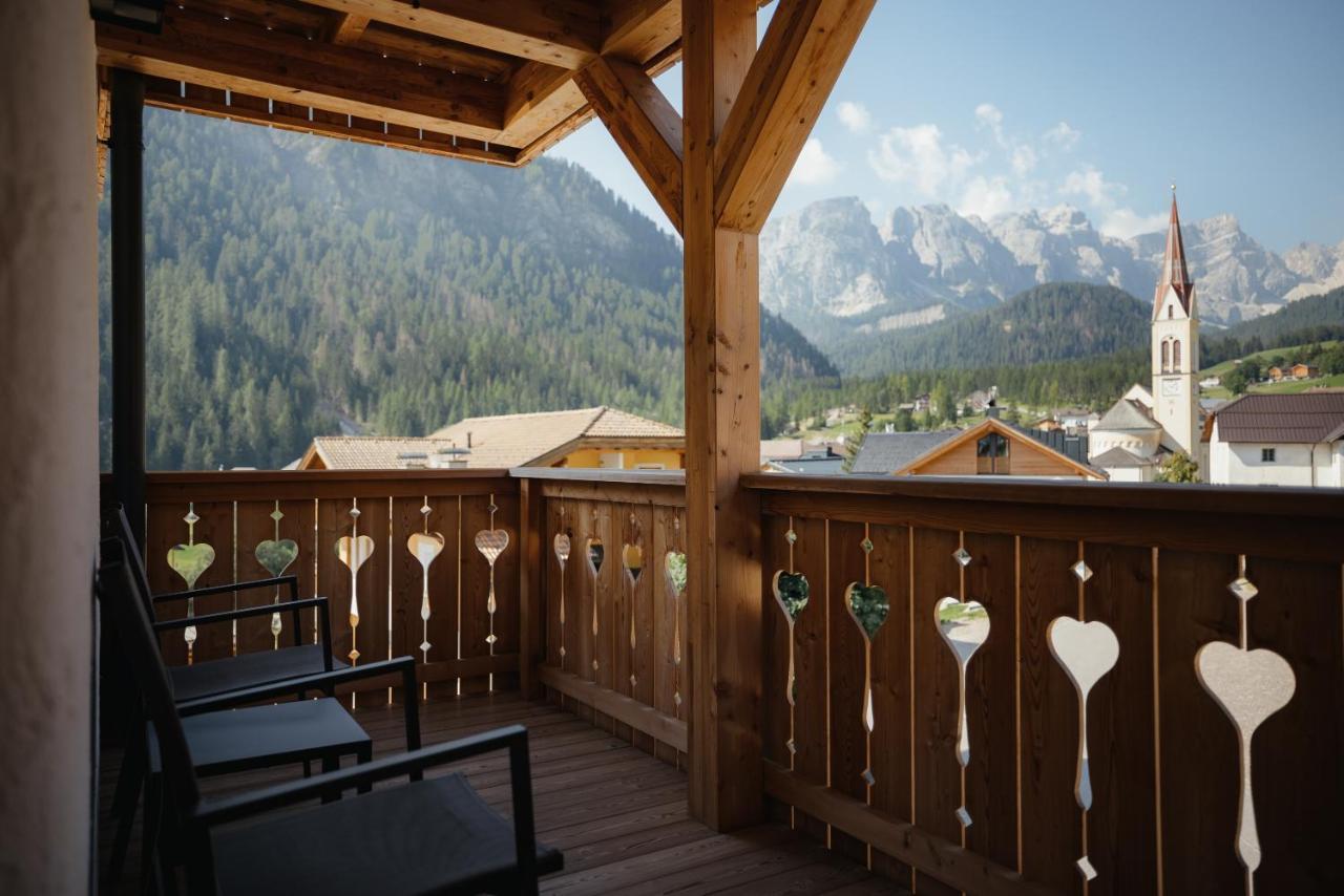 Berghotel Sanvi San Martino in Badia Extérieur photo