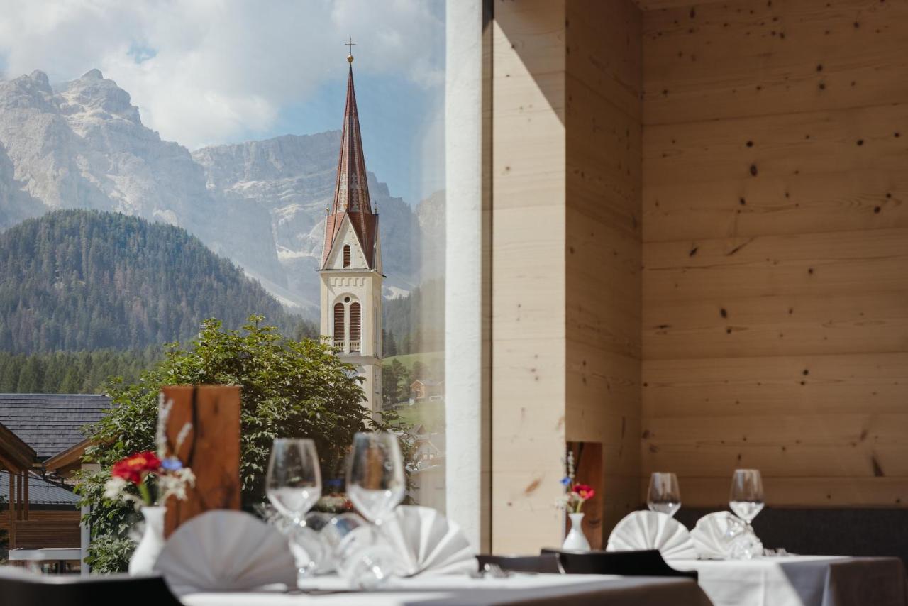 Berghotel Sanvi San Martino in Badia Extérieur photo