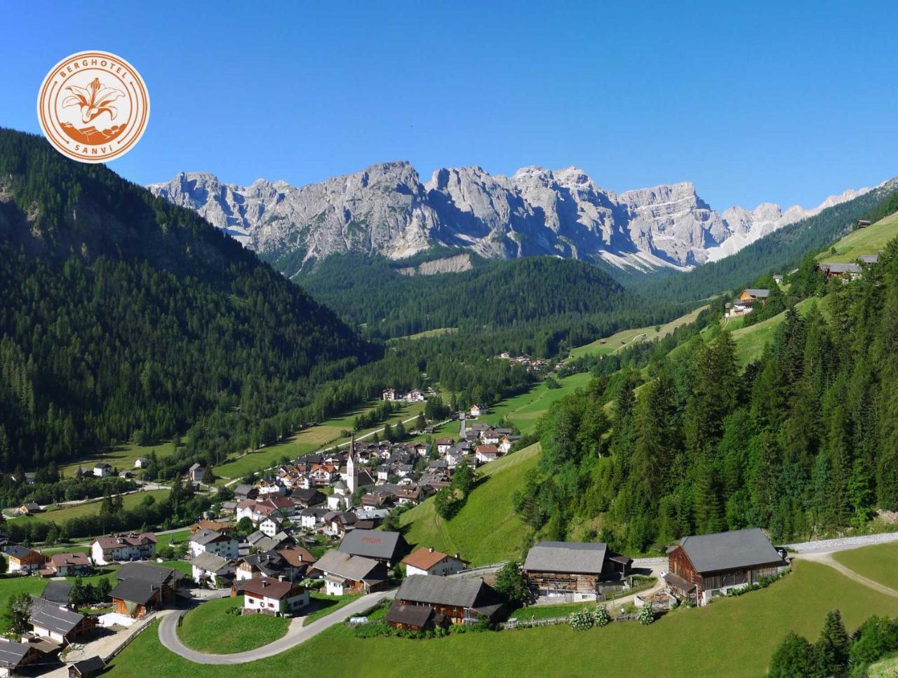 Berghotel Sanvi San Martino in Badia Extérieur photo
