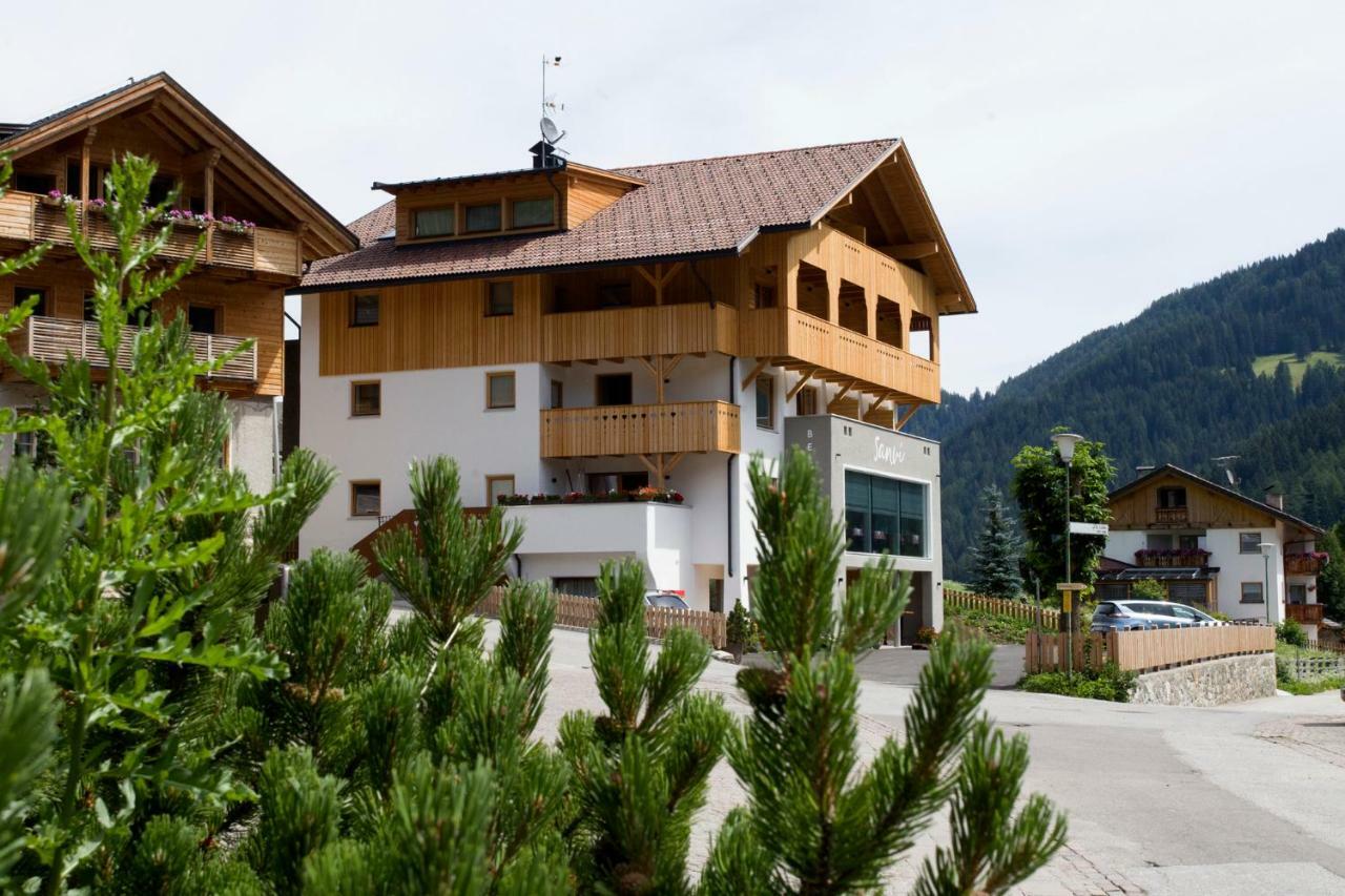 Berghotel Sanvi San Martino in Badia Extérieur photo